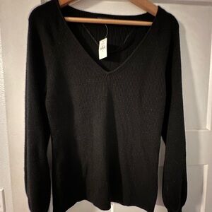 GAP Classic Black V-Neck Sweater for Women